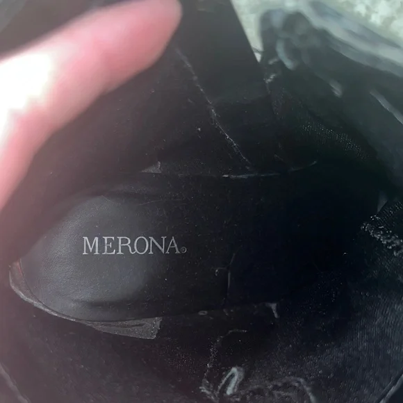 Sleek Black Ankle Boots for Women - Picture 5 of 6